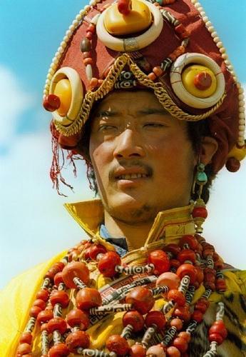 Тибет, украшения, бусины Дзи